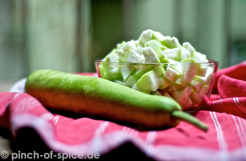 Lauki (Flaschenkürbis) mit Kreuzkümmel und Crème Fraîche | pinch of spice