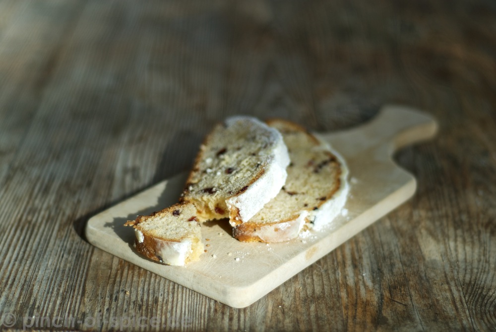 Cranberry-Mandel-Quarkstollen | pinch of spice