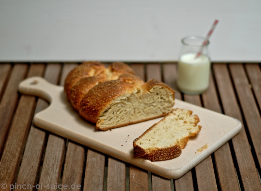Pulla – finnischer Kardamom-Hefezopf | pinch of spice